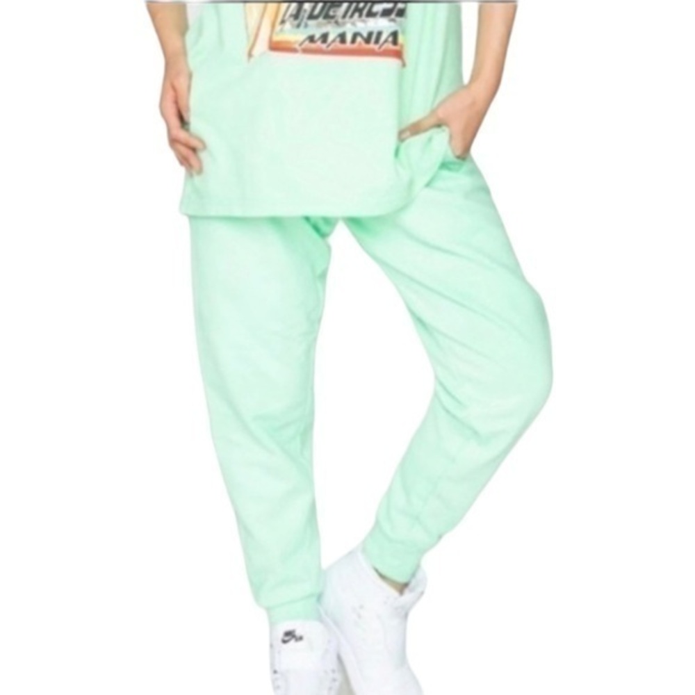 XS La Detresse Thin Mint Green Jogger Sweatpants